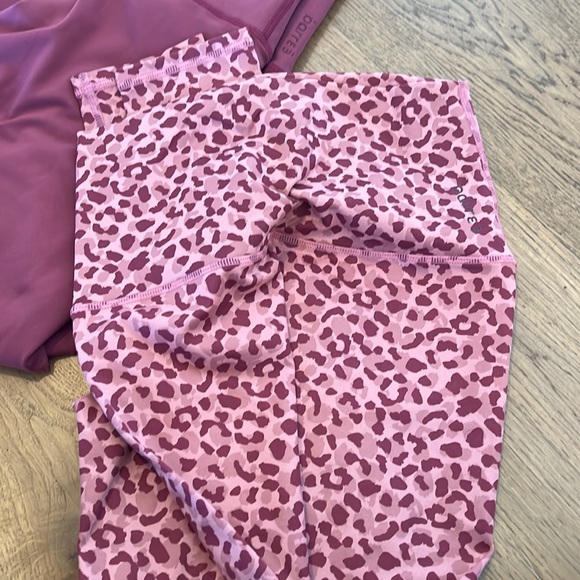 Barre3 medium leggings. Lot of 3. Pockets - Picture 2 of 9